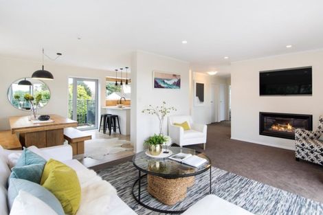 Photo of property in 13 Spinnaker Drive, Te Atatu Peninsula, Auckland, 0610