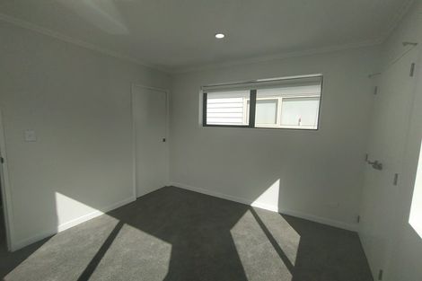 Photo of property in 27a Commodore Drive, Lynfield, Auckland, 1042