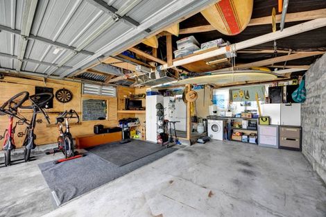 Photo of property in 9 Omata Road, Westown, New Plymouth, 4310