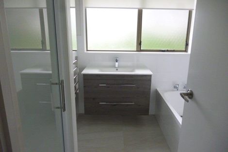 Photo of property in 1/76 Wellington Street, Howick, Auckland, 2014