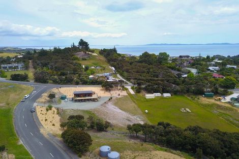 Photo of property in 1 Pekama Drive, Cable Bay, 0420