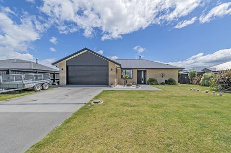 Photo of property in 13 Cressy Place, Darfield, 7510