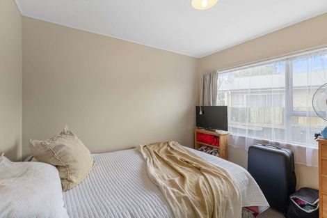 Photo of property in 44a Geraldine Crescent, Cloverlea, Palmerston North, 4412