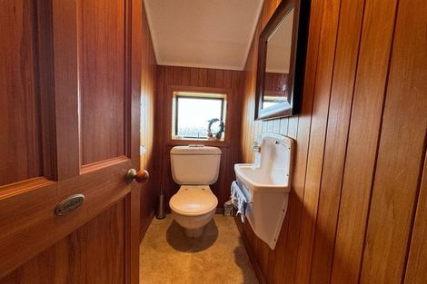 Photo of property in 2 Clearwater Cove, West Harbour, Auckland, 0618