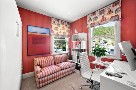 Photo of property in 84 Muritai Road, Eastbourne, Lower Hutt, 5013