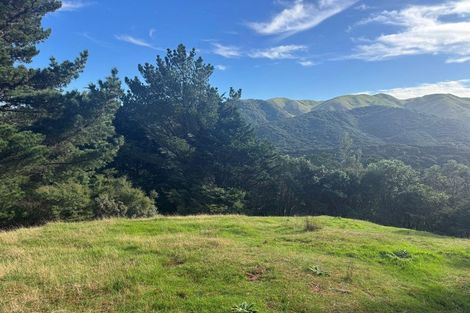 Photo of property in 104 Airlie Road, Plimmerton, Porirua, 5026