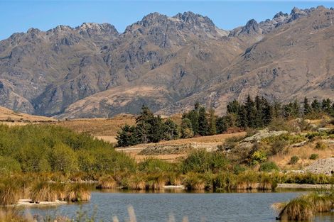 Photo of property in 5 Curvey Court, Jacks Point, 9371