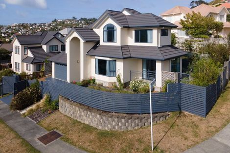 Photo of property in 7 Amesbury Drive, Churton Park, Wellington, 6037