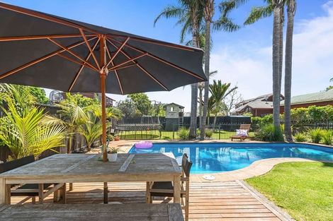 Photo of property in 80 Ngataringa Road, Devonport, Auckland, 0624