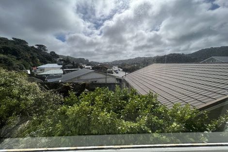 Photo of property in 2 Milne Terrace, Island Bay, Wellington, 6023