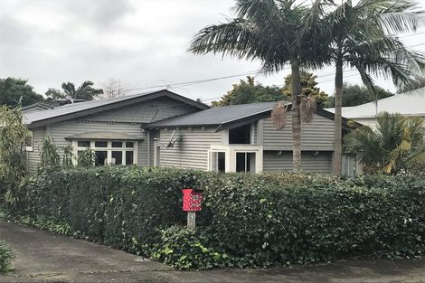 Photo of property in 28 Lloyd Avenue, Mount Albert, Auckland, 1025