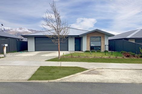 Photo of property in 14 Scurr Terrace, Wanaka, 9305