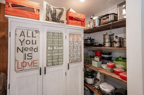 Photo of property in 923 Railway Road, Raureka, Hastings, 4120