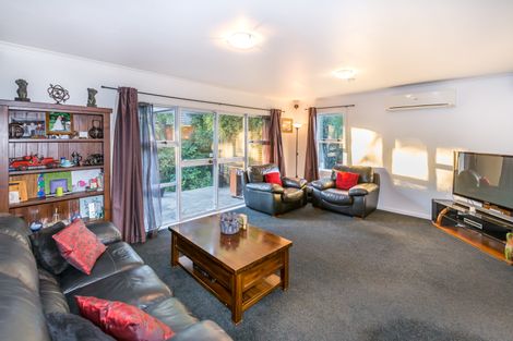 Photo of property in 15 Dunster Street, Burnside, Christchurch, 8053