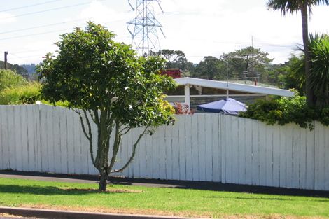 Photo of property in 21 Connell Street, Blockhouse Bay, Auckland, 0600