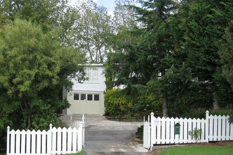 Photo of property in 8 Claverdon Drive, Massey, Auckland, 0614