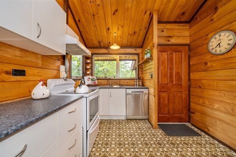 Photo of property in 13a Terminus Street, Silverstream, Upper Hutt, 5019