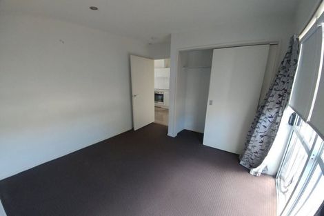 Photo of property in 4d/60 Masons Road, Oteha, Auckland, 0632