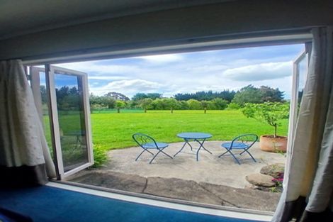 Photo of property in 92 Tutaki Road, Kelvin Grove, Palmerston North, 4470