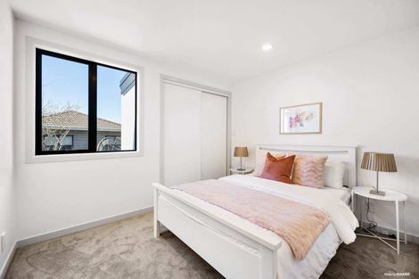 Photo of property in 43b Centorian Drive, Windsor Park, Auckland, 0632