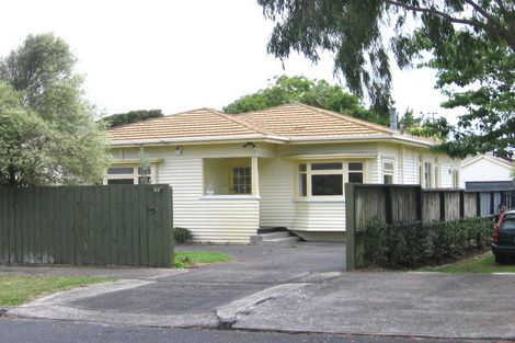 Photo of property in 37 Lambeth Road, Mount Eden, Auckland, 1041
