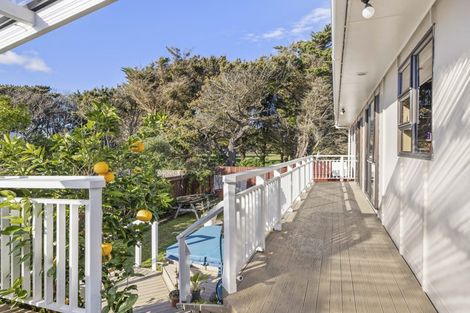 Photo of property in 24 Scott Avenue, Otaki Beach, Otaki, 5512