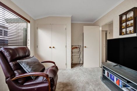 Photo of property in 2/219 Mangorei Road, Merrilands, New Plymouth, 4312