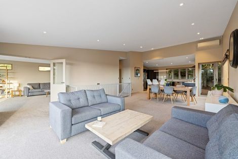 Photo of property in 5 Emerald Lane, Cashmere, Christchurch, 8022