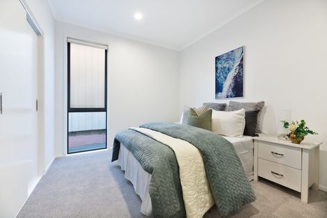 Photo of property in 27 Morus Road, Massey, Auckland, 0614