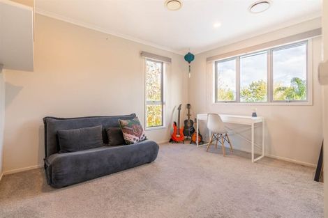 Photo of property in 5 Keswick Crescent, Huntington, Hamilton, 3210