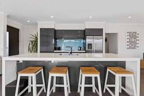 Photo of property in 18 Kens Lane, Sawyers Bay, Port Chalmers, 9023