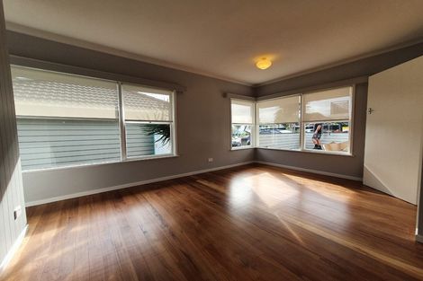 Photo of property in 71 Church Road, Mangere Bridge, Auckland, 2022