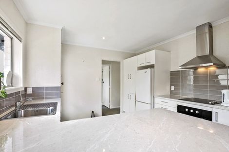 Photo of property in 27 Howden Road, Fairfield, Hamilton, 3214