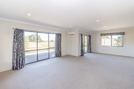 Photo of property in 645 Penny Road, Rongotea, Palmerston North, 4479