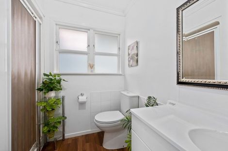 Photo of property in 214 Clayton Road, Mangakakahi, Rotorua, 3015