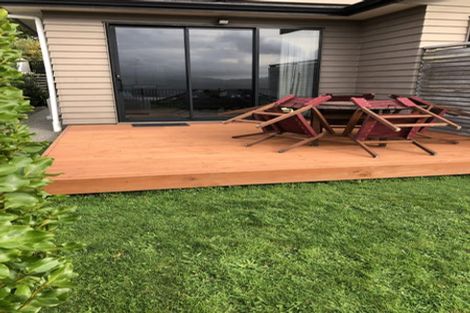 Photo of property in 80 Endeavour Drive, Whitby, Porirua, 5024