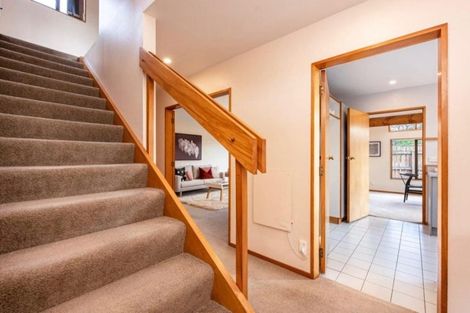 Photo of property in 8a Campbell Street, Karori, Wellington, 6012