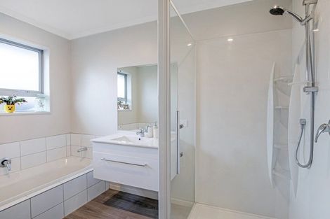 Photo of property in 70 Tiny Hill Drive, Rolleston, 7614