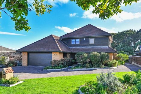 Photo of property in 8 Lemonwood Place, The Gardens, Auckland, 2105