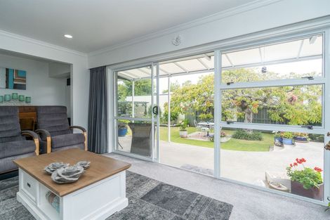 Photo of property in 4 Pulham Crescent, Queenwood, Hamilton, 3210