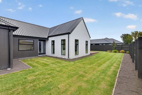 Photo of property in 28 Inch Crescent, Rangiora, 7400