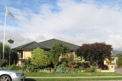 Photo of property in 112 Cedar Drive, Paraparaumu Beach, Paraparaumu, 5032