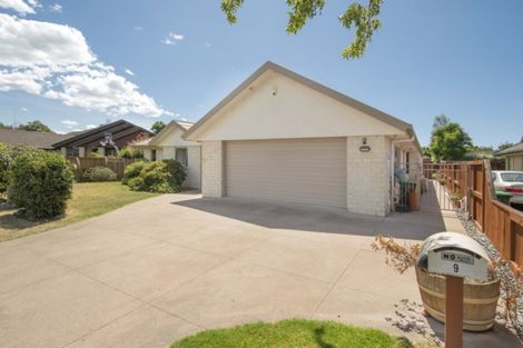 Photo of property in 9 Inverness Drive, Pyes Pa, Tauranga, 3112