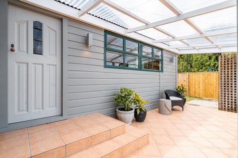 Photo of property in 2 Farley Avenue, Greytown, 5712