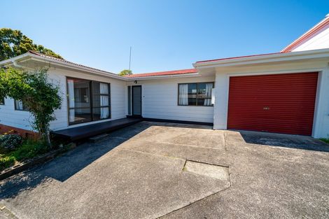 Photo of property in 2/35 Fairlands Avenue, Waterview, Auckland, 1026