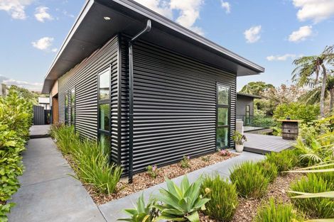 Photo of property in 12 Mackillop Way, Brooklands, New Plymouth, 4310