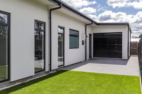 Photo of property in 10 Tussle Grove, Halswell, Christchurch, 8025