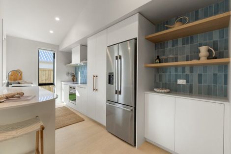 Photo of property in 247 Shakespeare Street, Leamington, Cambridge, 3432