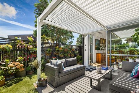 Photo of property in 30 Grey Warbler Road, Hobsonville, Auckland, 0616