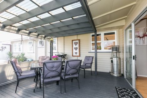 Photo of property in 17 Winchester Place, Tamatea, Napier, 4112